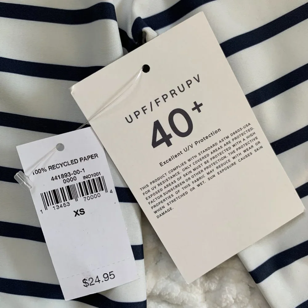 NWT Girls GAP Rashguard UPF 40+ Swim Top (White) XS